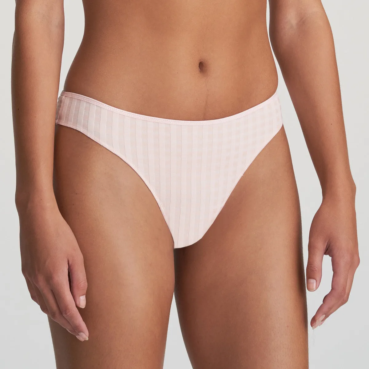 Avero Thong | Pearly Pink