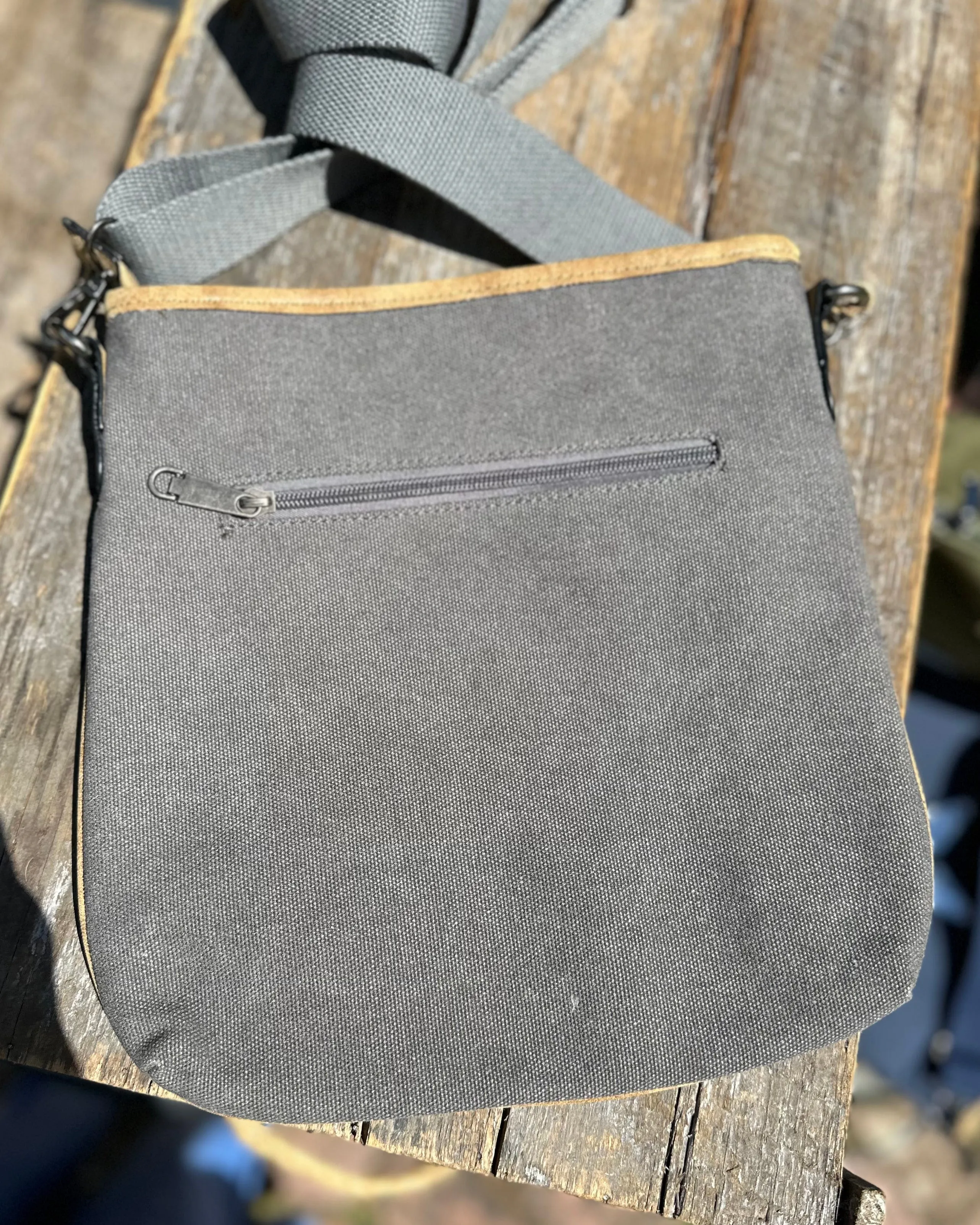 Canvas Star Messenger Bag - Charcoal