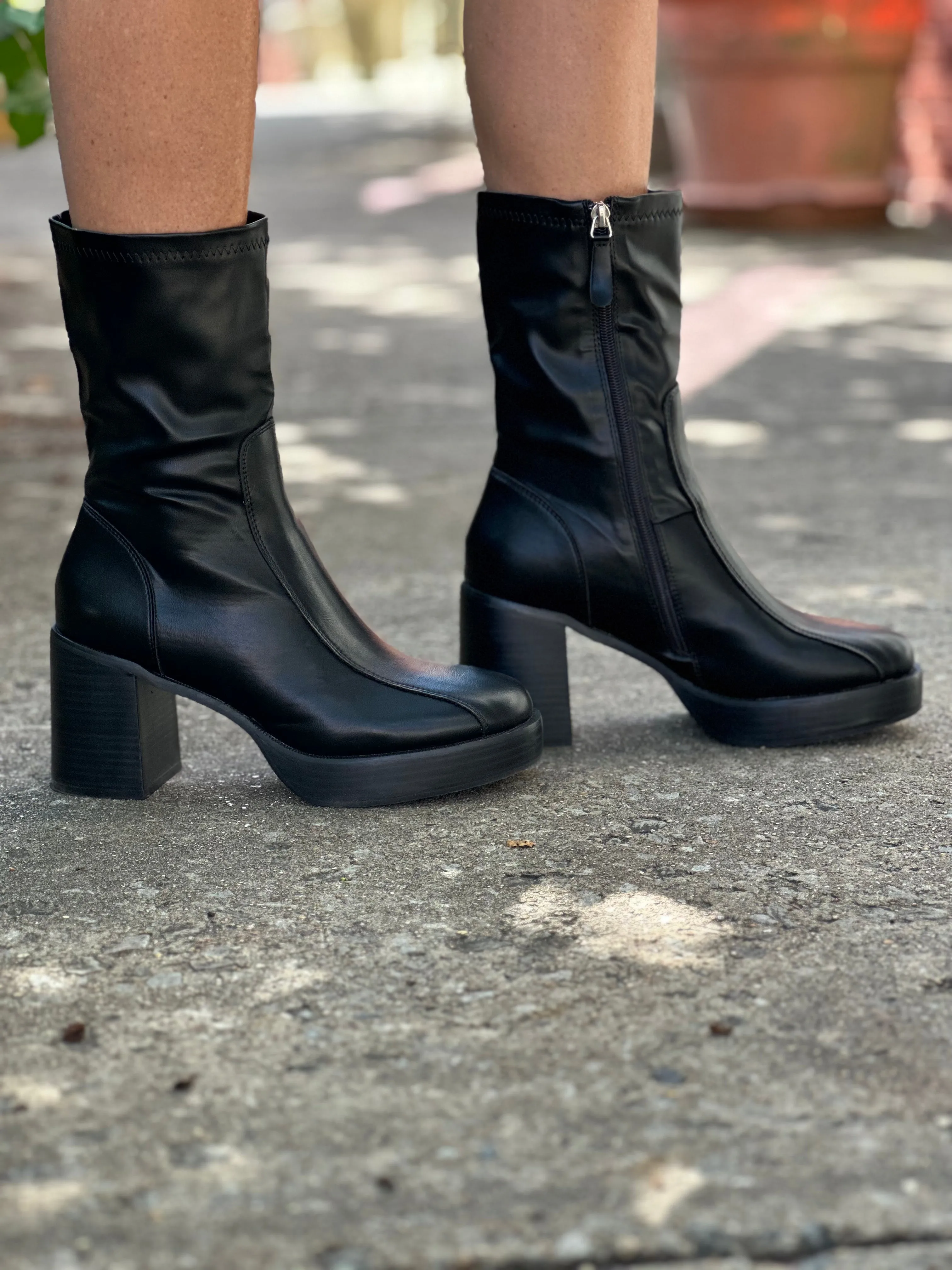 Clara Core Platform Boots