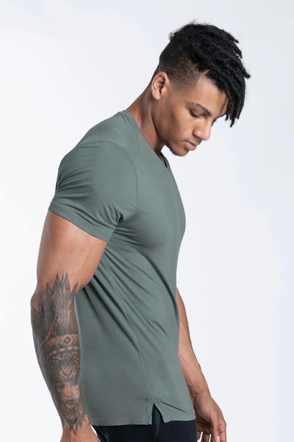 Focus Performance Bamboo V-Neck