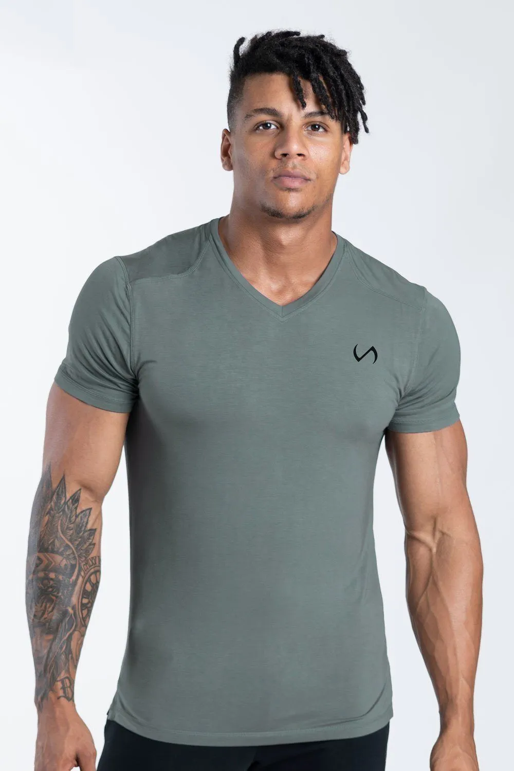 Focus Performance Bamboo V-Neck