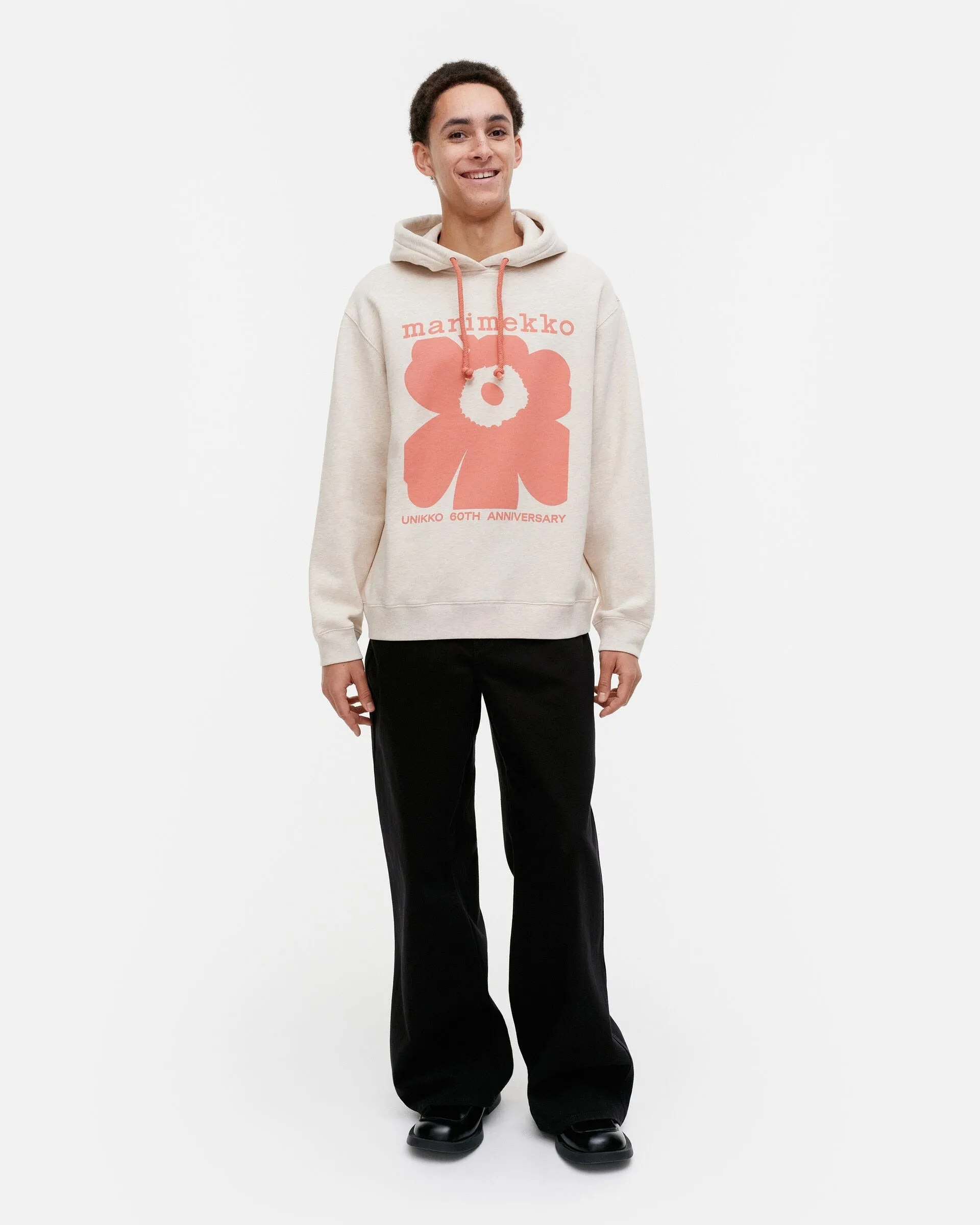 kioski luuppi ii unikko placement - hoodie - cream/coral