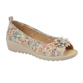 Ladies Slip on Toes out Beige Shirley Shoe Tree Wedge