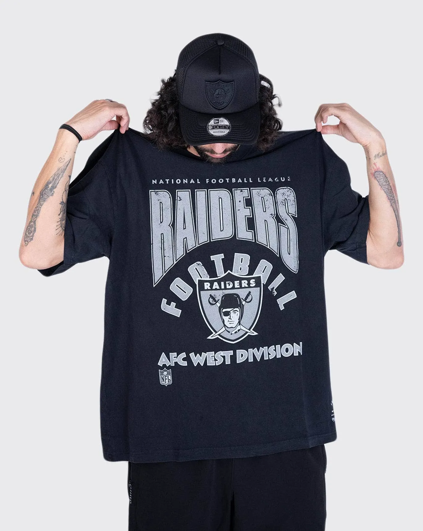 Mitchell & Ness Divison Arch Raiders Tee