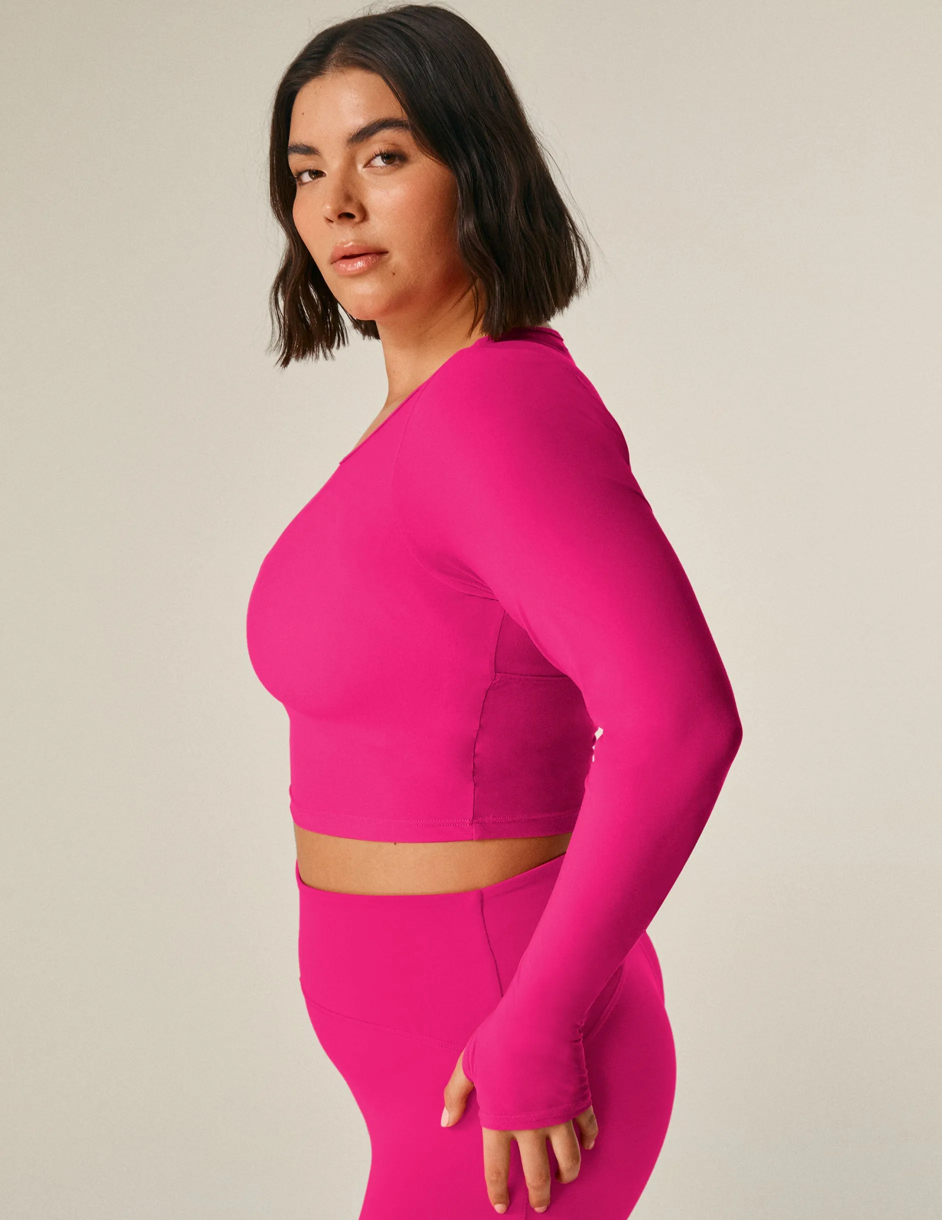 POWERBEYOND™ Lite Cardio Cropped Pullover