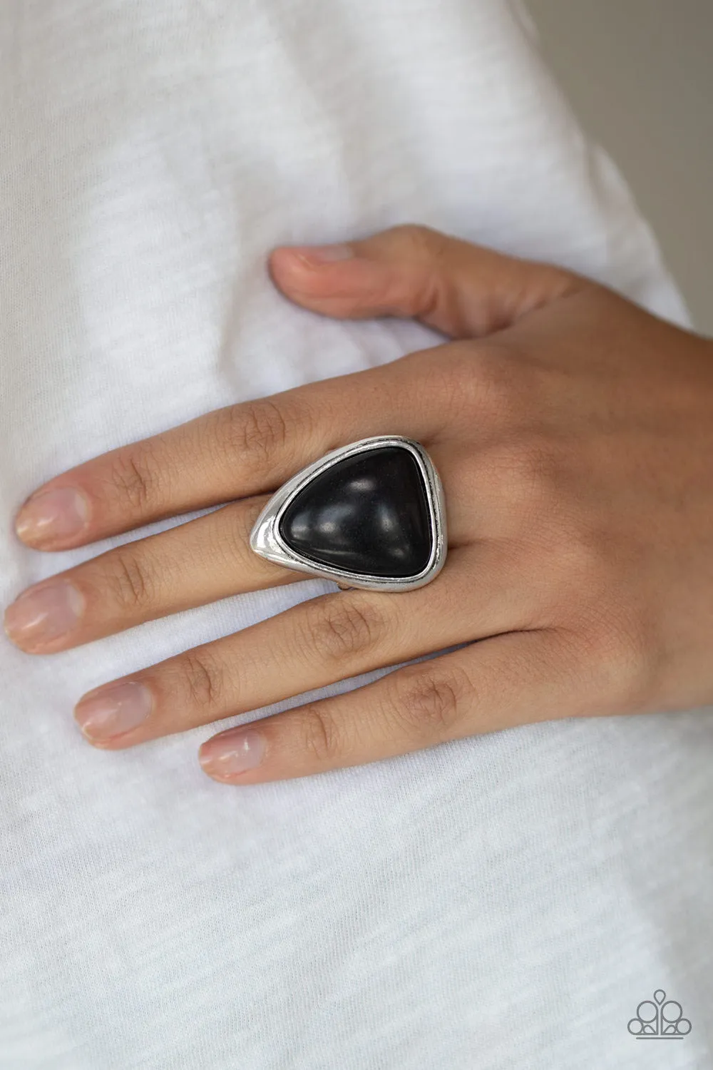 Stone Scene Black-Ring