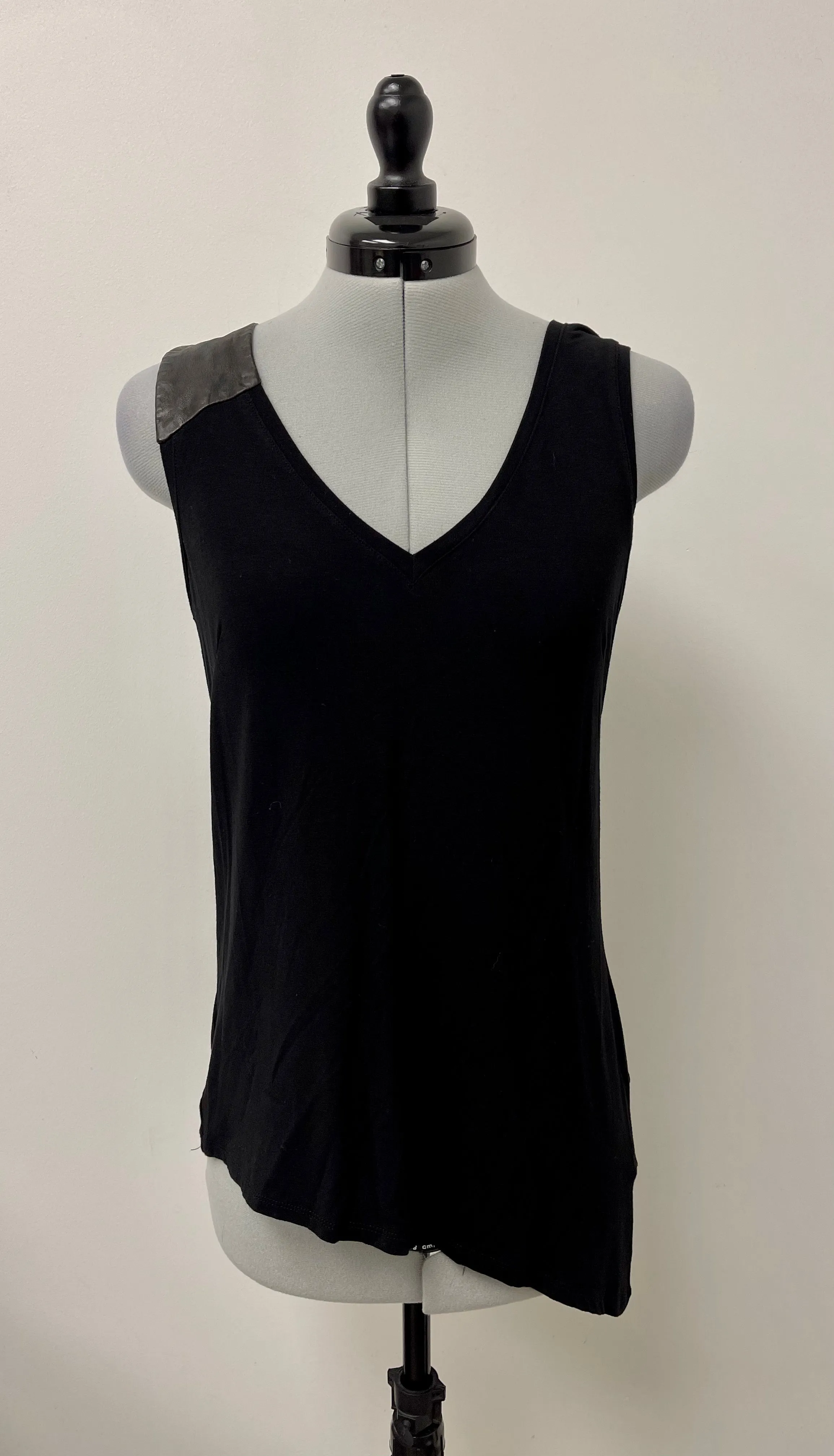 Women’s Danier Sleeveless Top, Extra Small